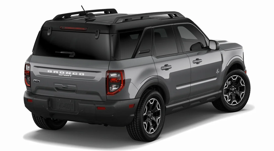 New 2026 CARBONIZED GREY Ford Outer Banks image 3