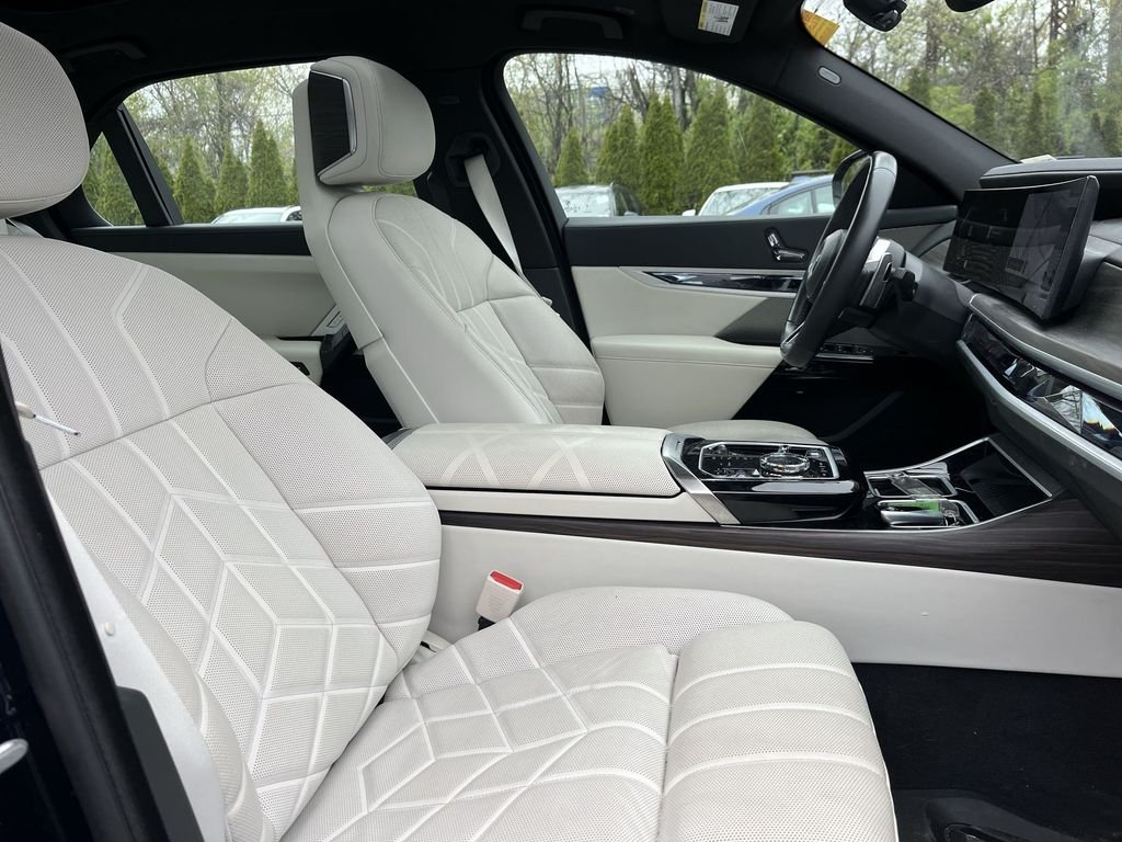 Certified Used 2023 Blue BMW 760i xDrive image 23