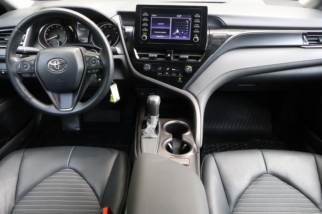 2024 Toyota Camry SE - Photo 14