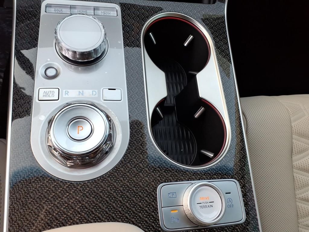 New 2026 Silver Genesis 3.5T e-SC image 23