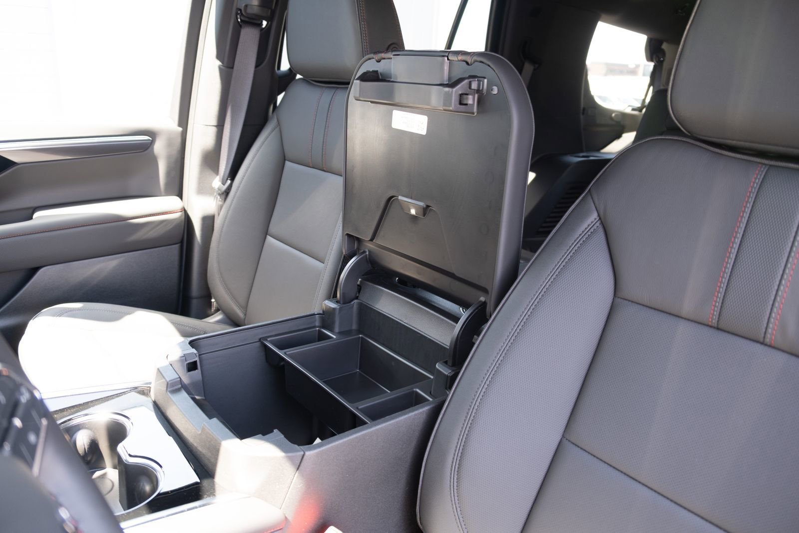 2026 Chevrolet Tahoe RST - Photo 8