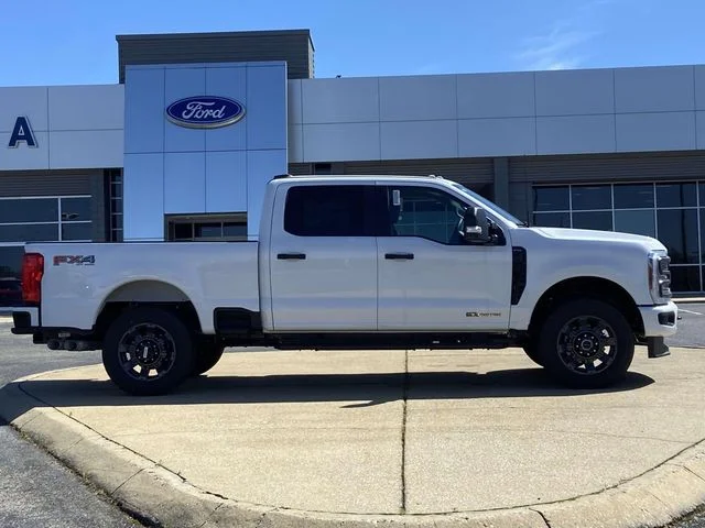New 2026 Oxford White Ford XL image 2