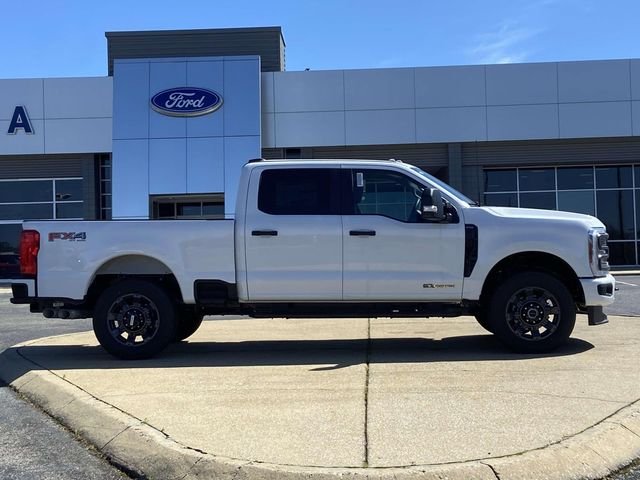 New 2026 Oxford White Ford XL image 2