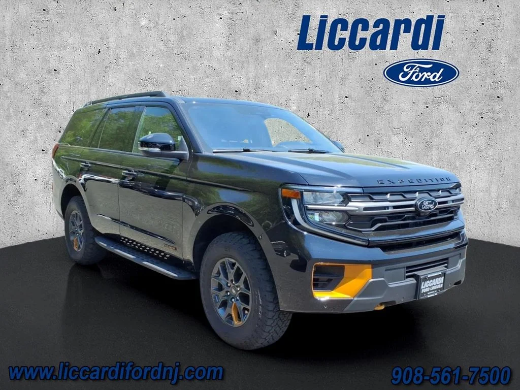 2025 Ford Expedition Tremor 4x4's photo