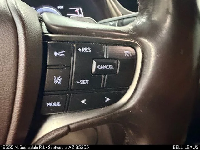Used 2021 Red Lexus 300h image 19