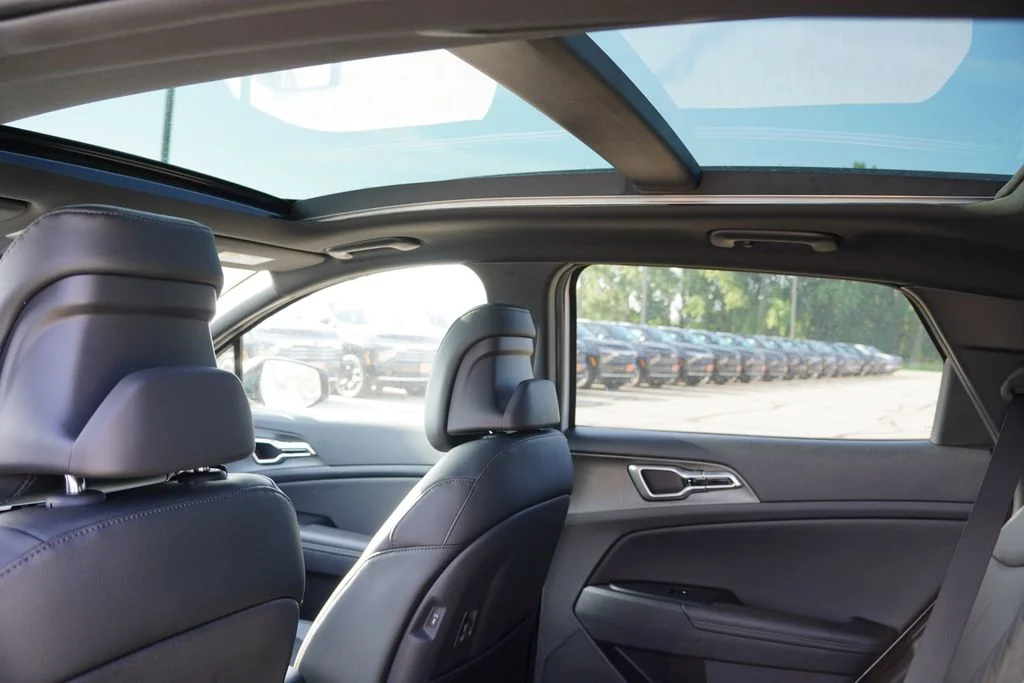 New 2026 Glacial White Pearl Kia X-Line image 12
