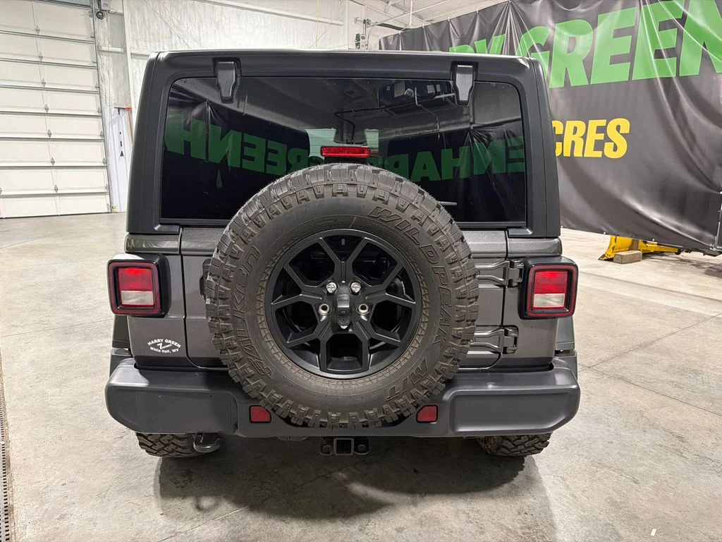 Used 2026 Granite Crystal Metallic Clearcoat Jeep Willys image 7