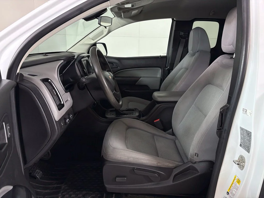 Used 2018 White Chevrolet Work Truck image 21