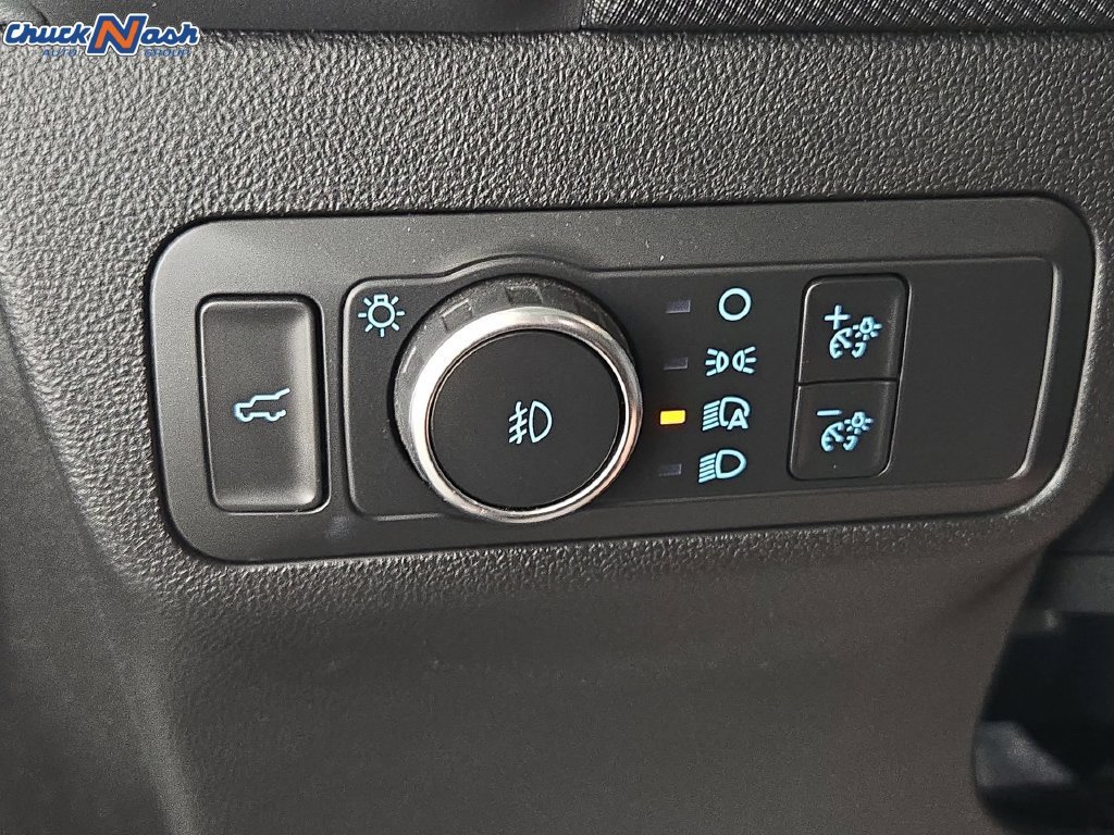 Used 2022 Black Ford Outer Banks image 23