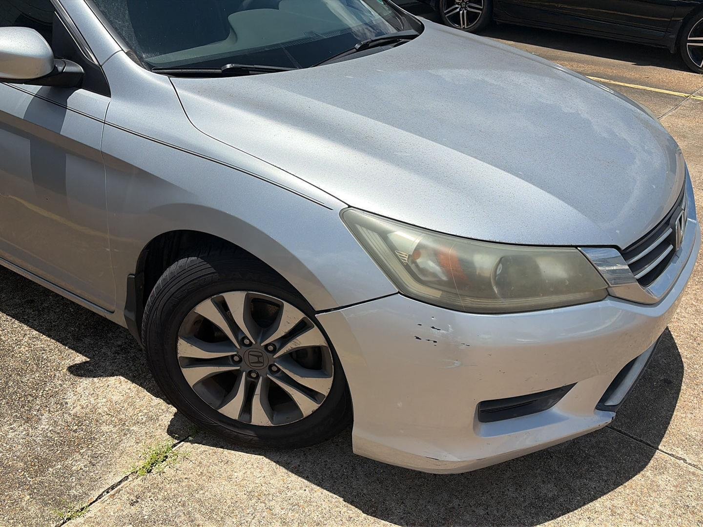 Used 2015  Honda LX image 4