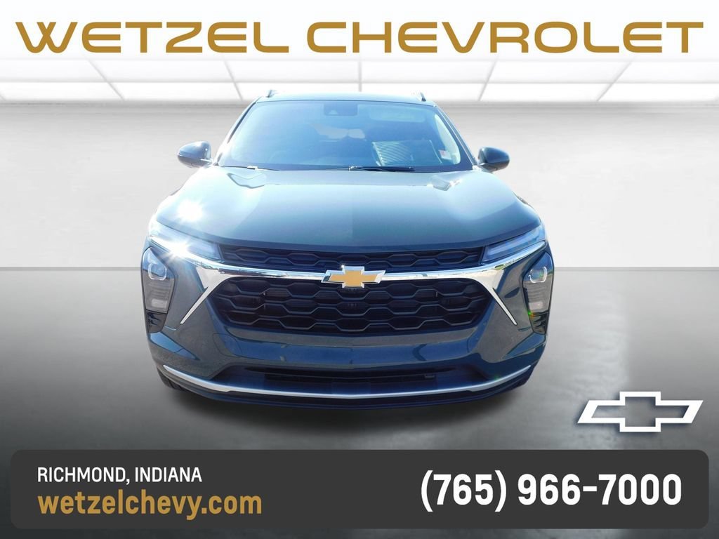 2026 Chevrolet Trax LT - Photo 8