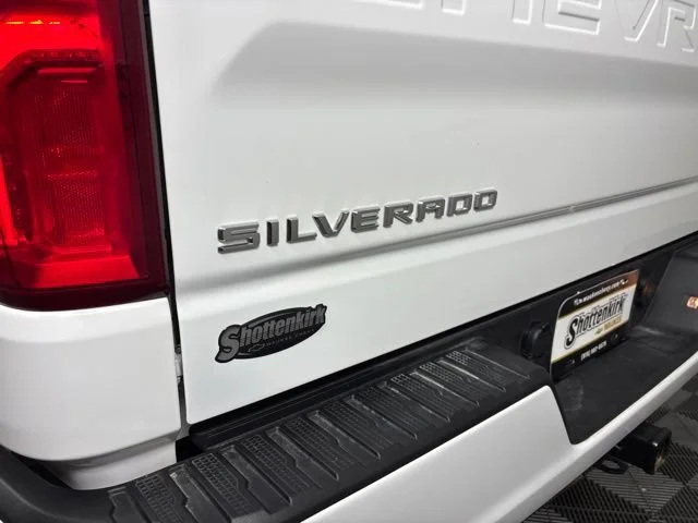 Used 2026 Summit White Chevrolet RST image 15