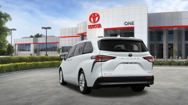 New 2026 Wind Chill Pearl <sup>1</sup> Toyota  Limited image 10