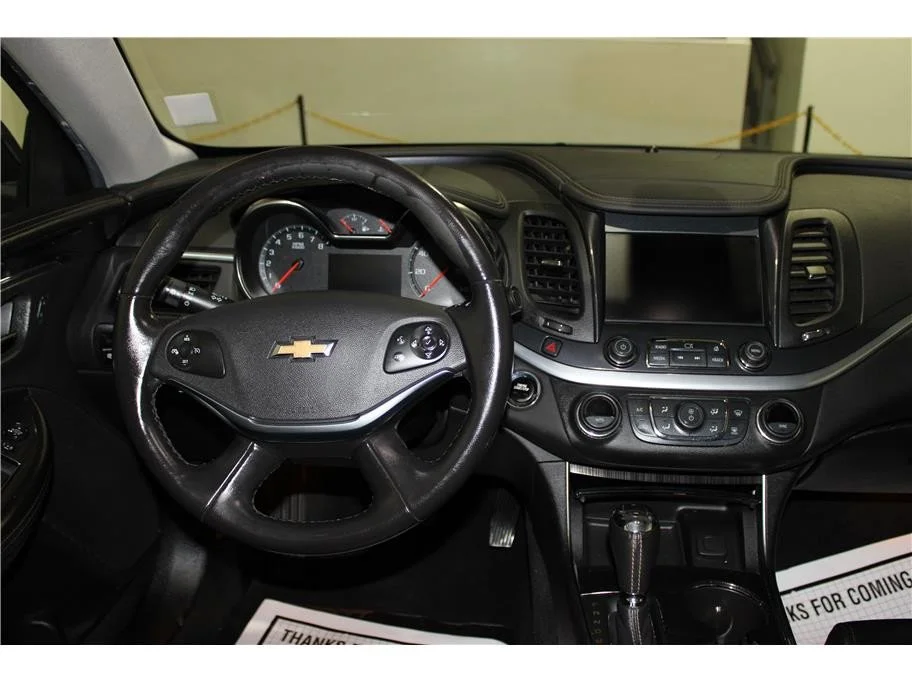 Used 2019 Mosaic Black Metallic Chevrolet LT image 15
