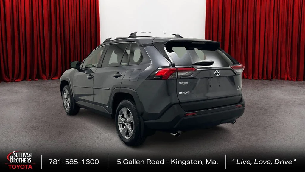 Used 2023 Gray Toyota XLE image 7