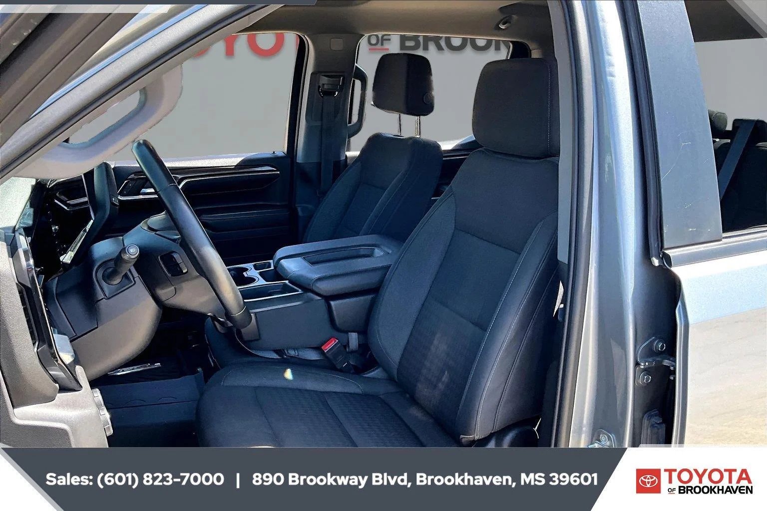 Used 2024 Sterling Gray Metallic Chevrolet LT Trail Boss image 18