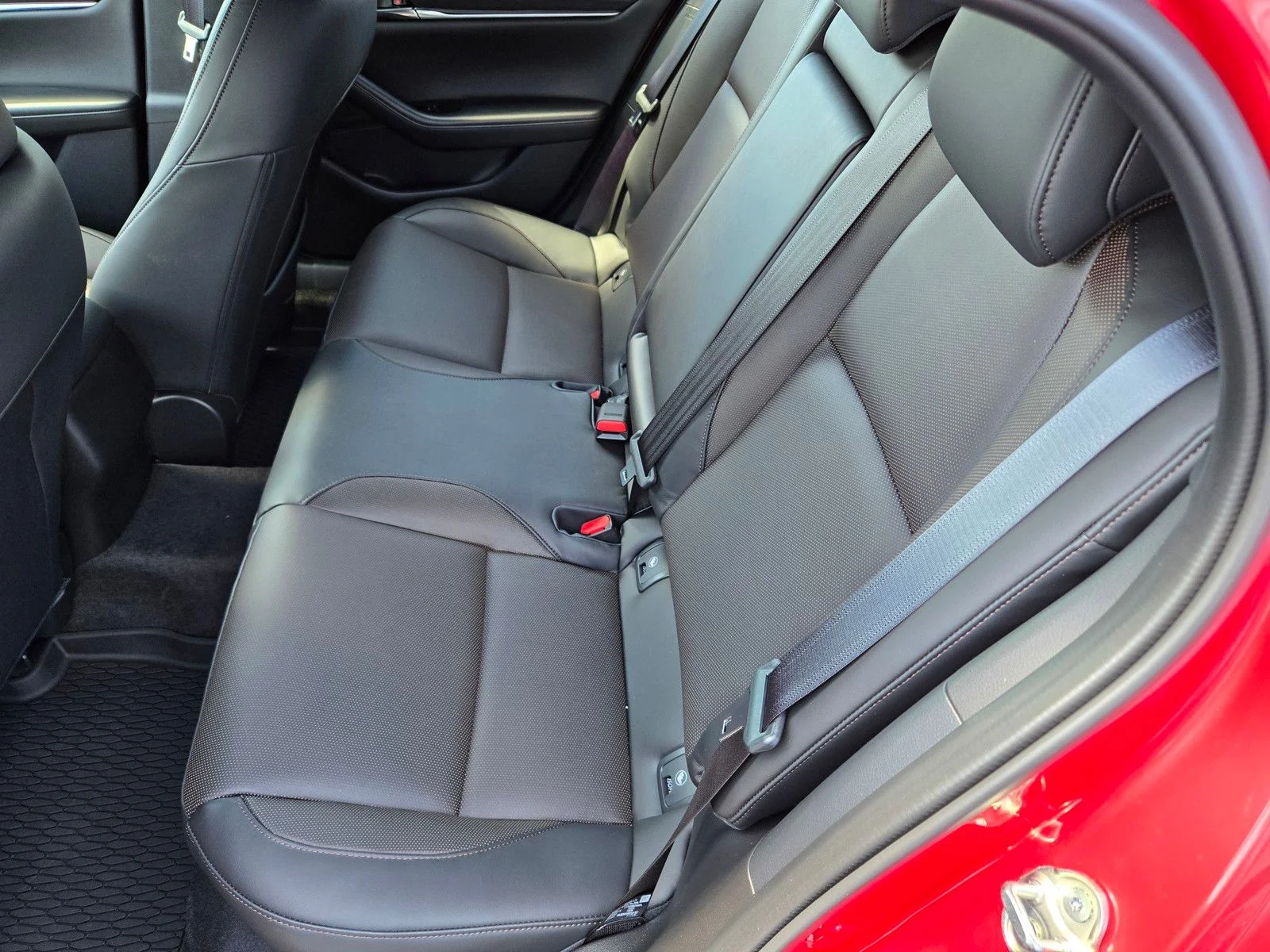 2026 Mazda Mazda3 Premium - Photo 10