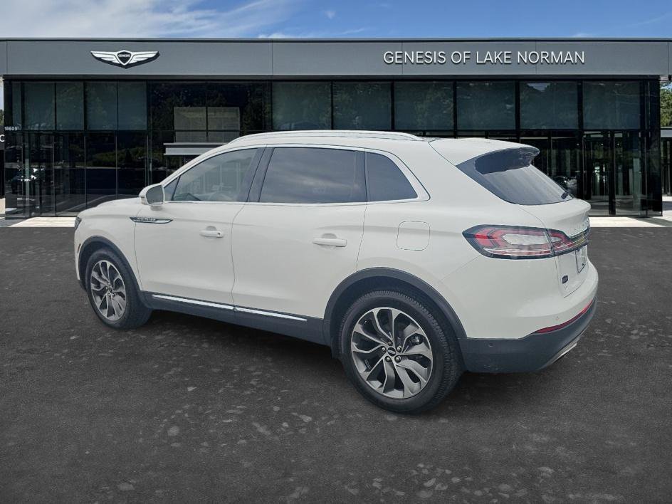 Used 2022 Pristine White Metallic Tri-Coat Lincoln Reserve image 6