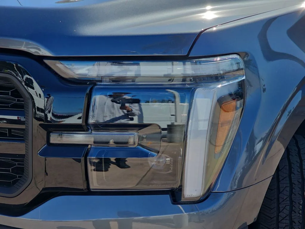 New 2026 Carbonized Gray Metallic Ford Lariat® image 33