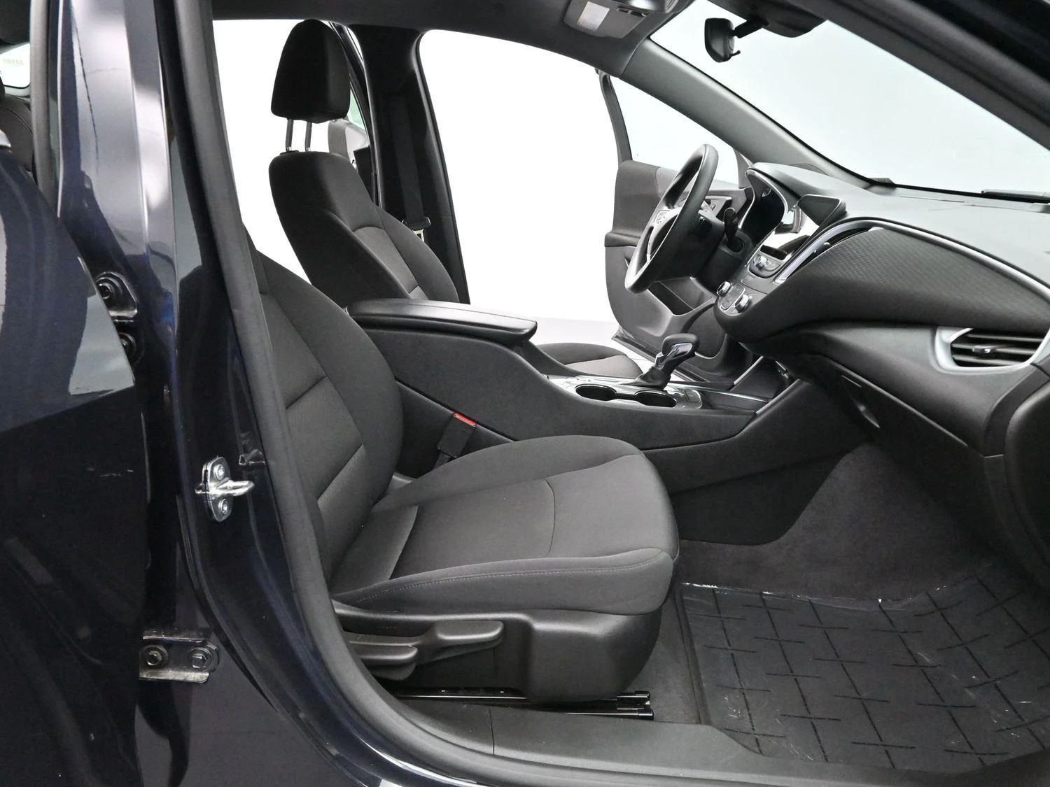 2023 Chevrolet Malibu 1LT - Photo 28