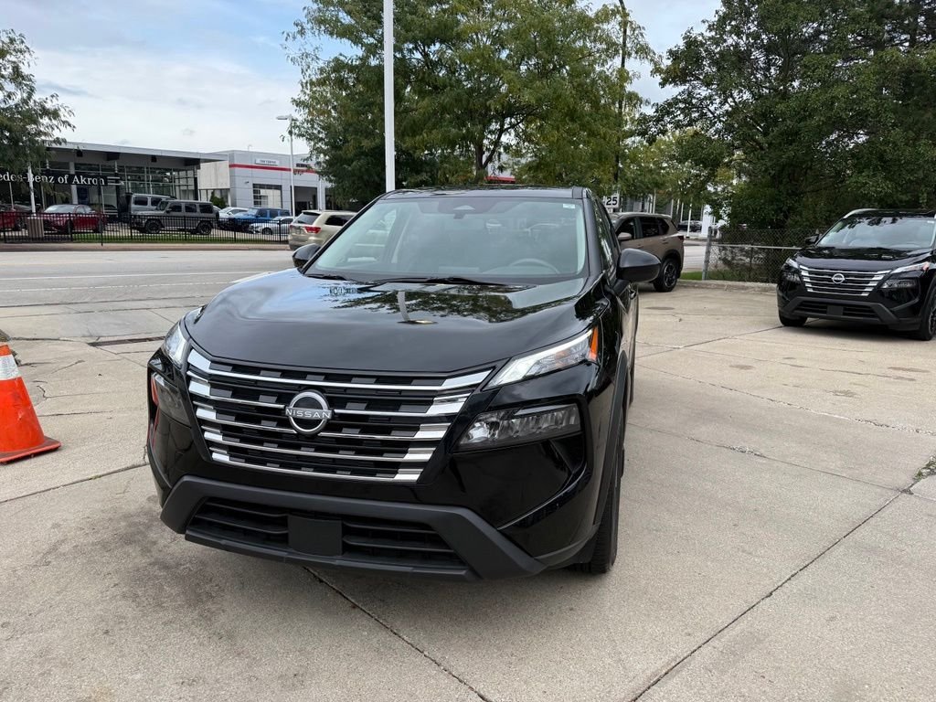 Used 2024 Black Nissan SV image 2