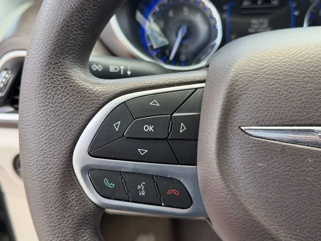 2017 Chrysler Pacifica Touring - Photo 20