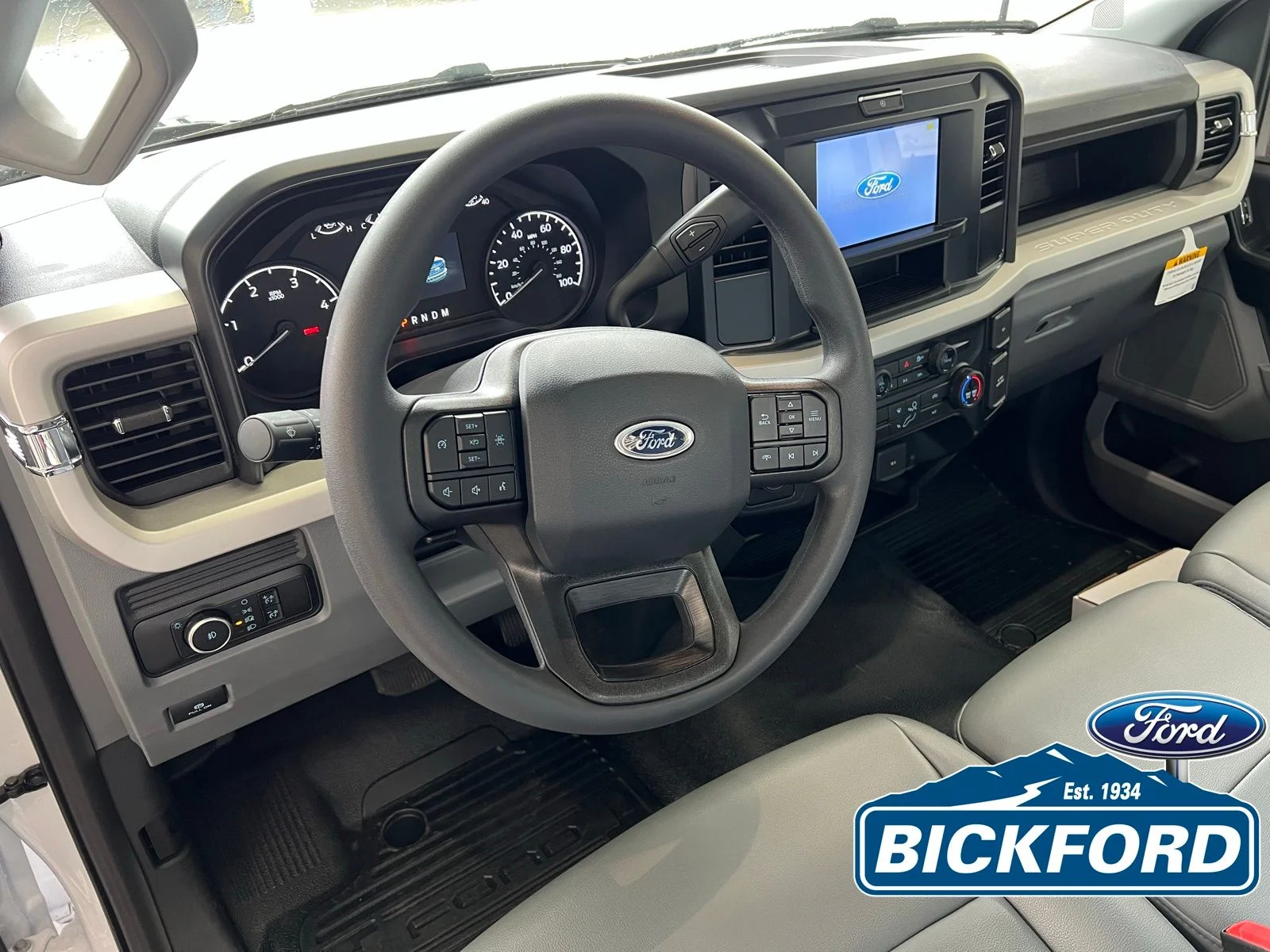 2025 Ford F-550 Super Duty Chassis Cab XL - Photo 9
