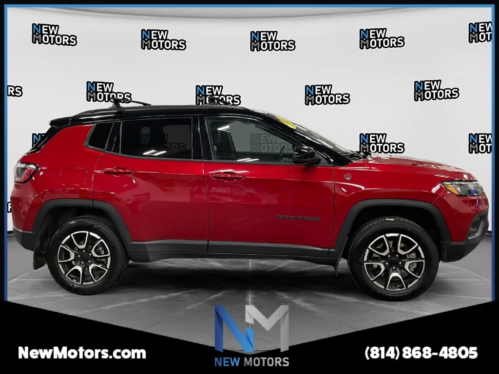 Used 2024 Red Jeep Trailhawk image 6