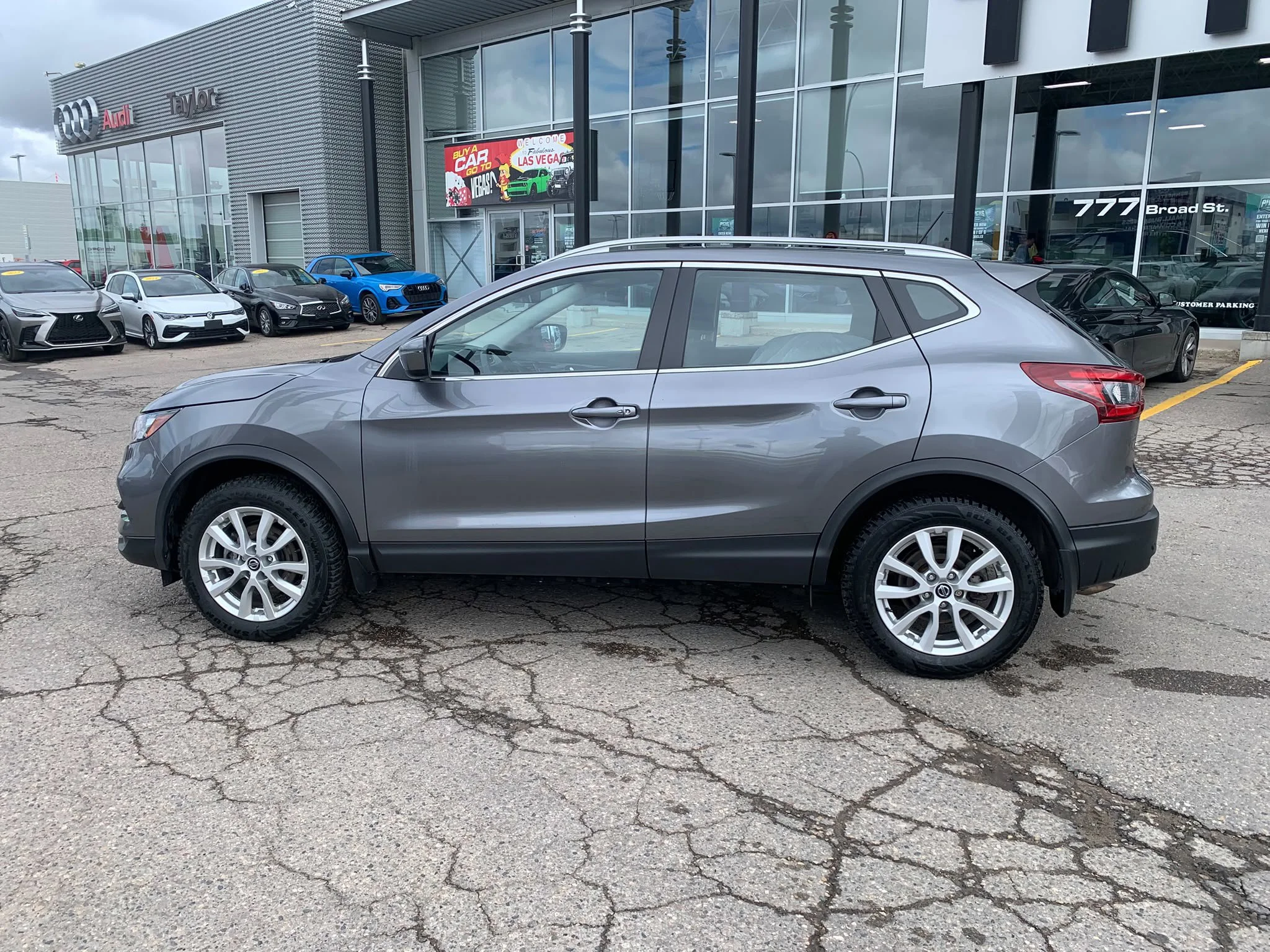 Certified Used 2023 Gun Metallic Nissan SV AWD*Adaptive Cruise | Remote Start | Htd Seats | Sunroof | Htd Wheel | Lane Keep Assist | CarPlay image 9