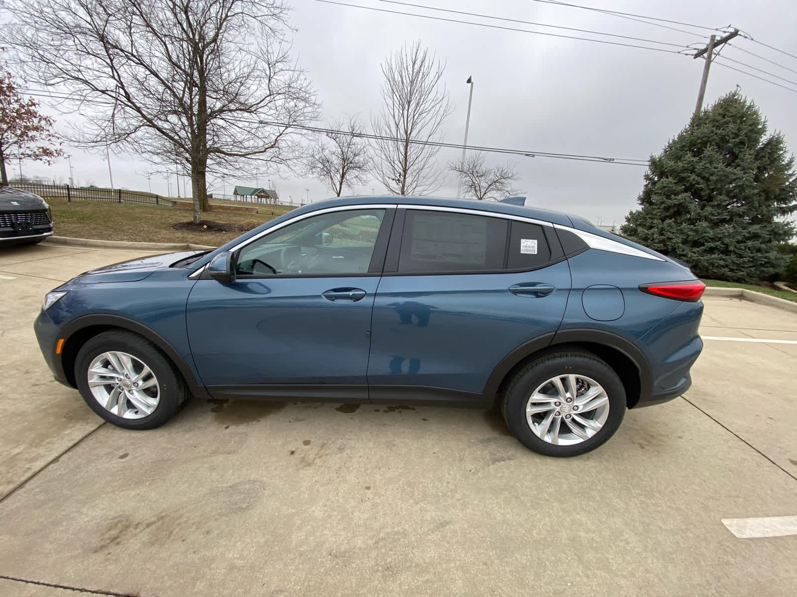 New 2026 Ocean Blue Metallic Buick Preferred image 9