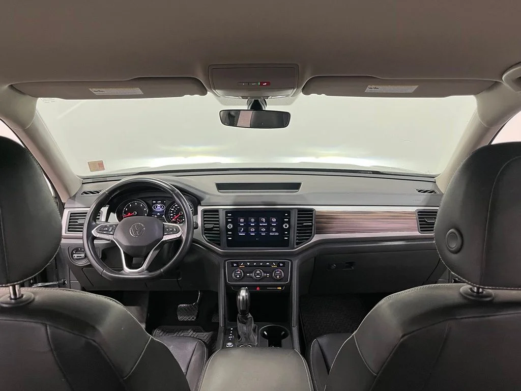 Used 2021 Gray Volkswagen 3.6L V6 SE w/Technology image 20