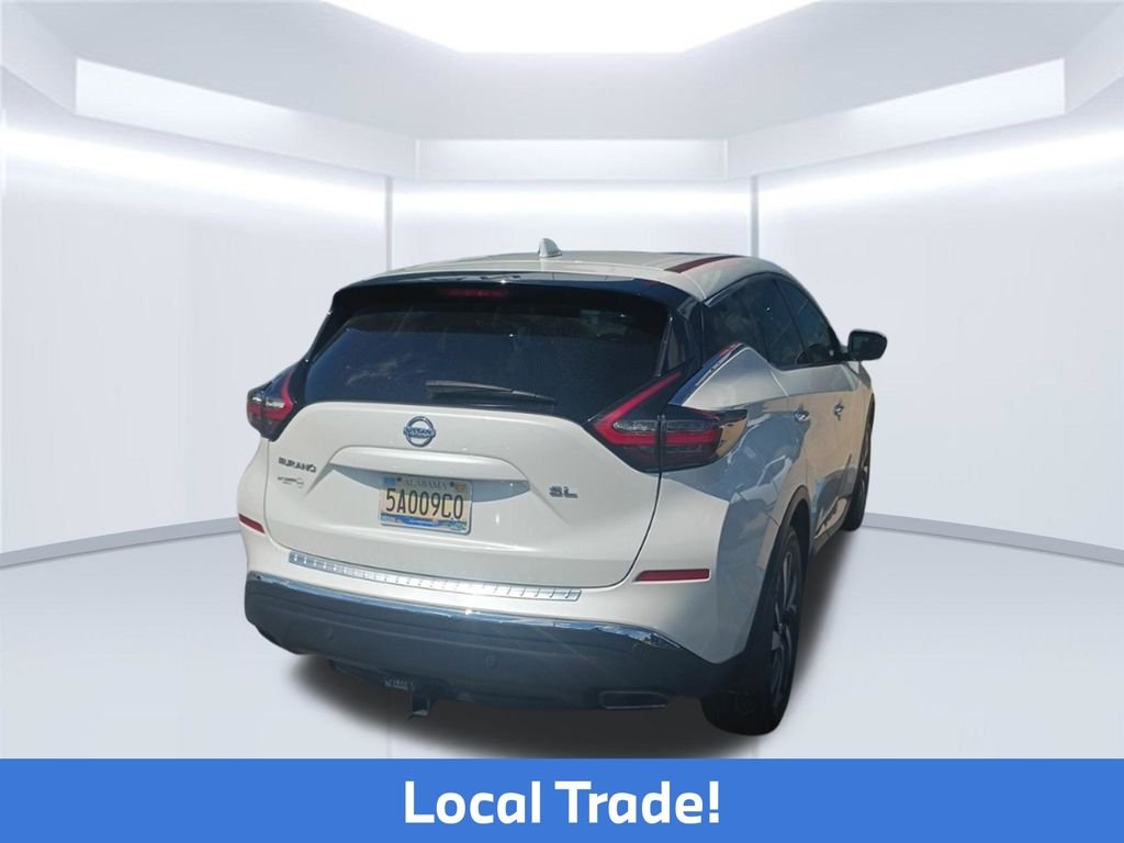 Used 2022 White Nissan SL image 4