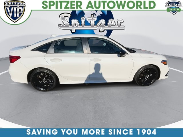 Used 2023  Honda Sport image 11