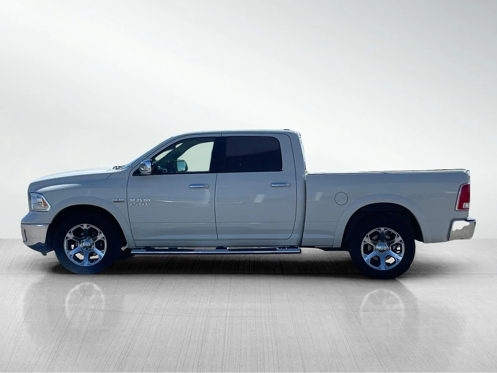 Used 2016 Pearl White Ram Laramie image 6