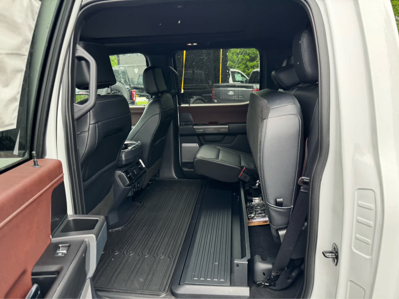2023 Ford F-150 Lariat - Photo 11