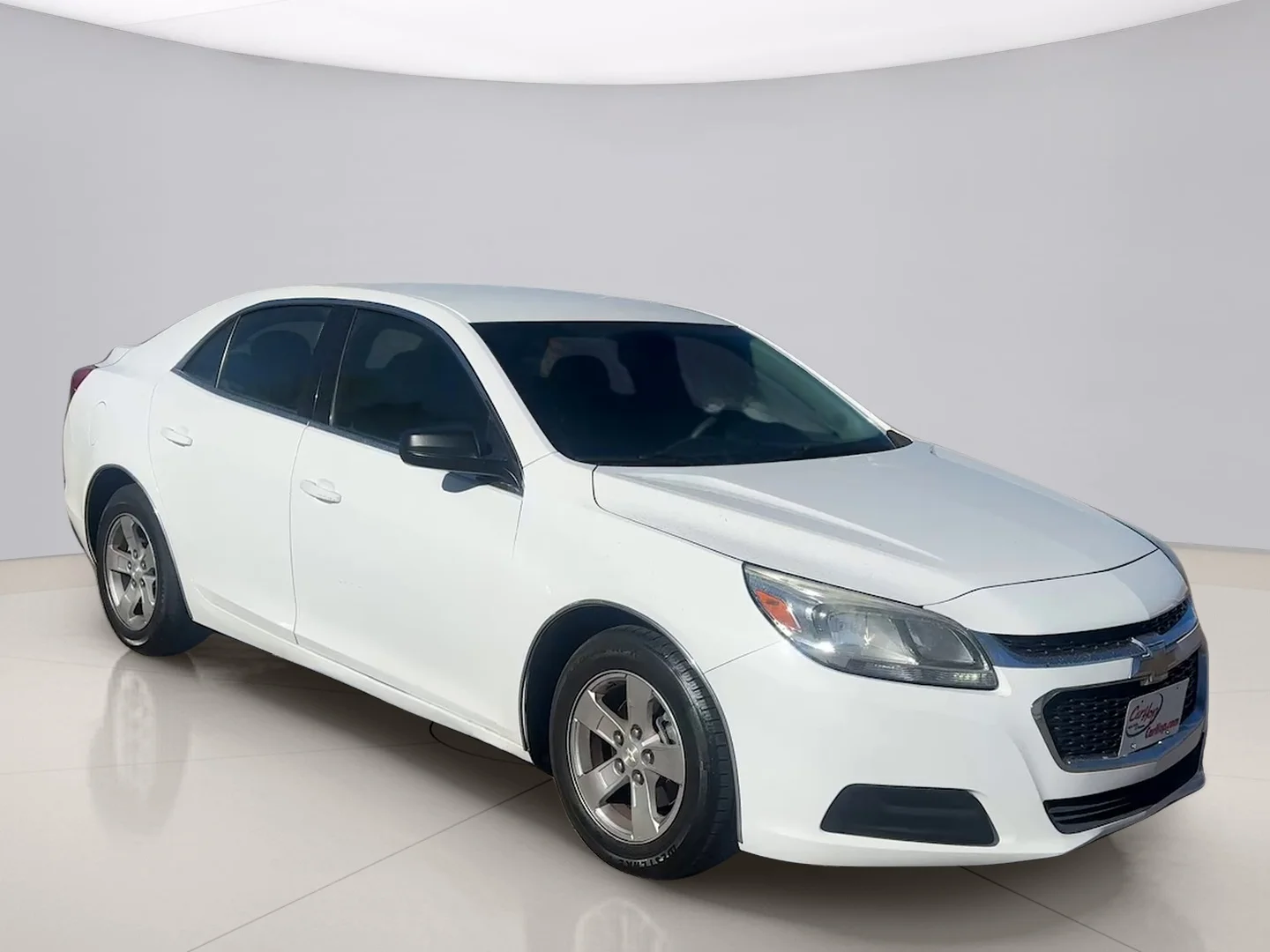 Used 2016 White Chevrolet FL image 3