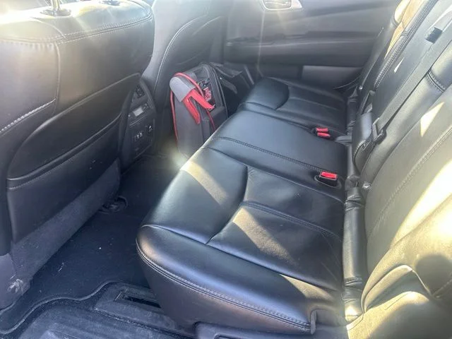 Used 2019 Gun Metallic Nissan SL image 12