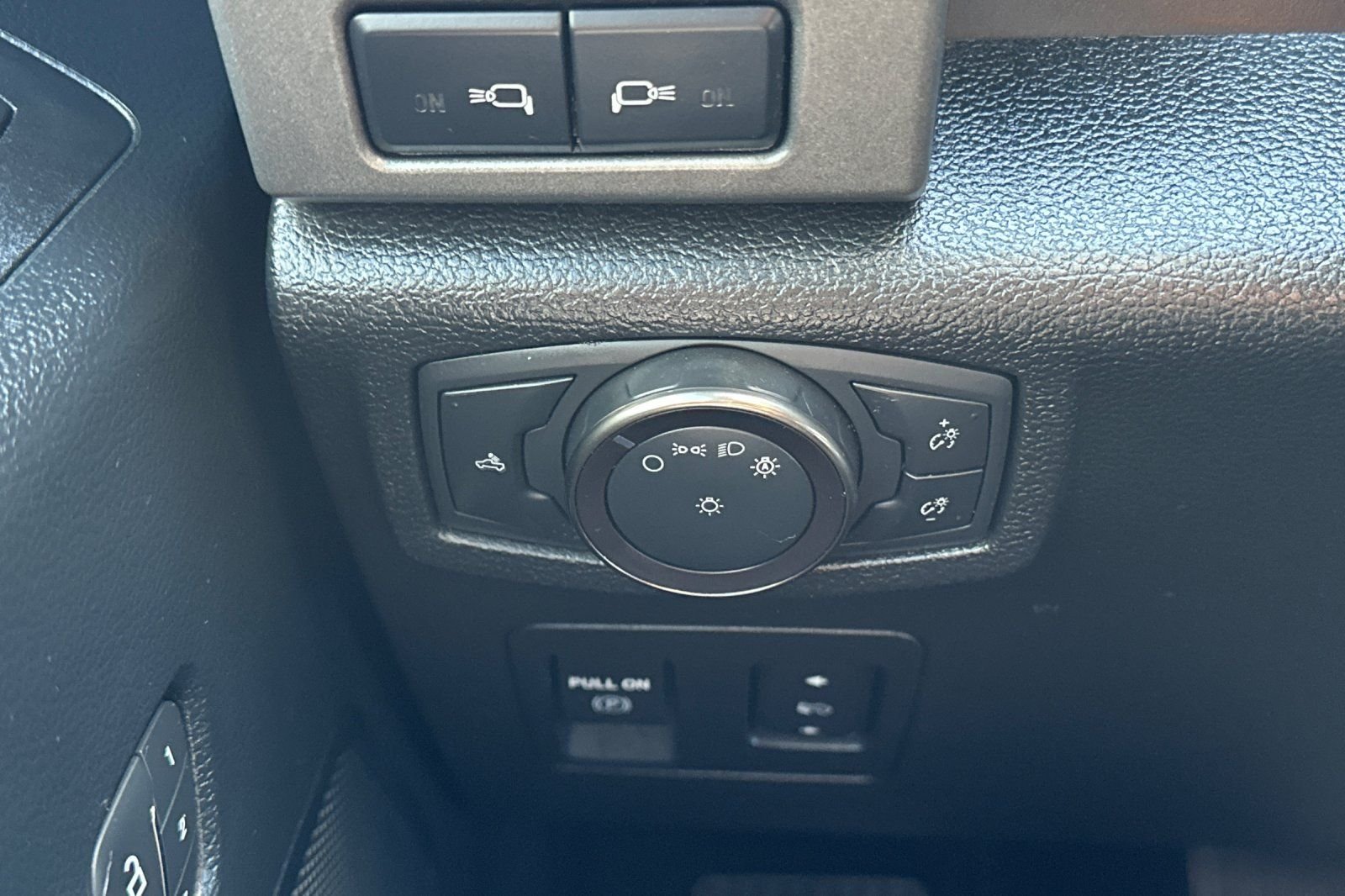 Used 2020 Red Ford Raptor image 29