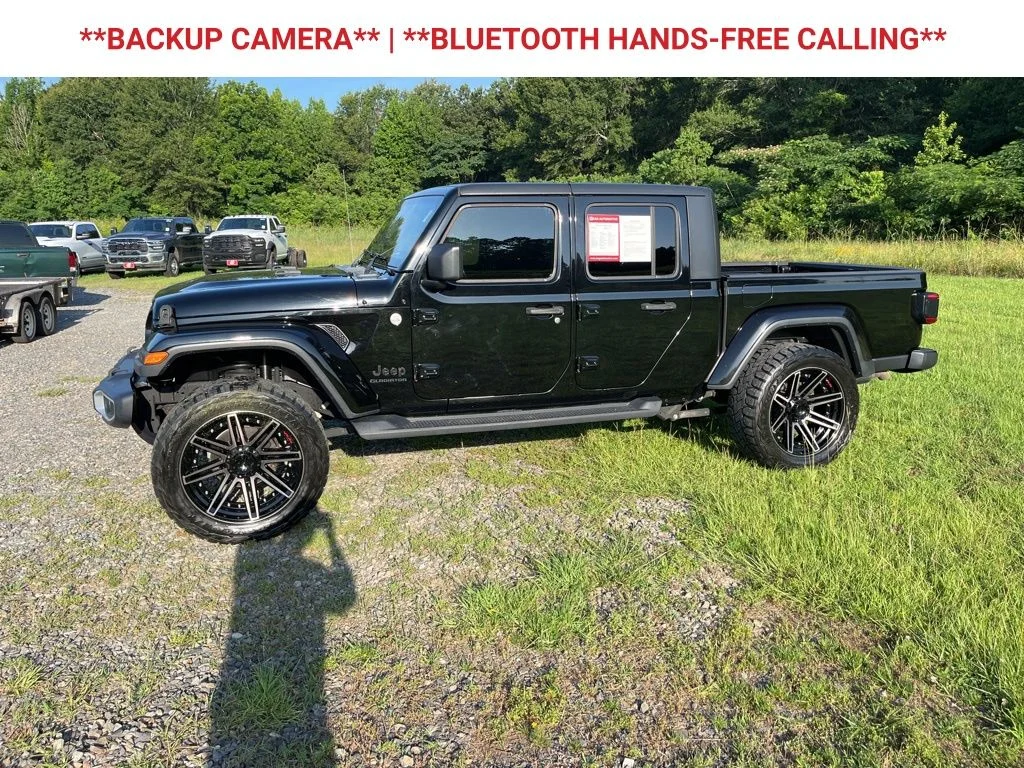 Used 2020 Black Jeep Sport image 5