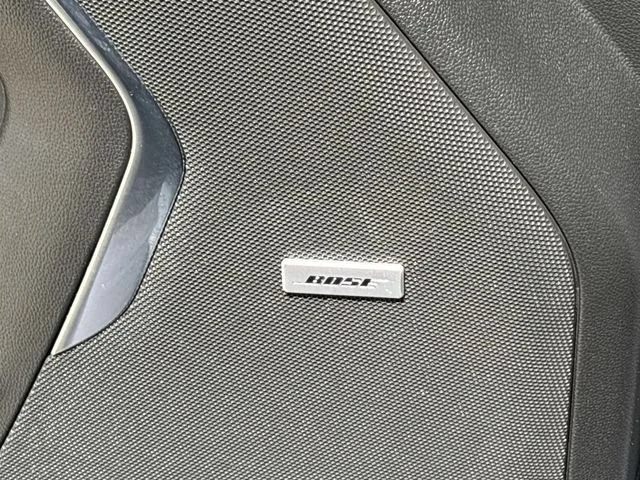 Used 2023 Iridescent Pearl Tricoat Chevrolet Premier image 25