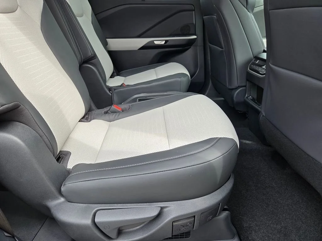 2026 Lexus TX 500h F-Sport Premium - Photo 31