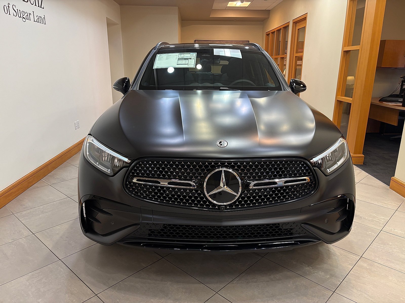 New 2027 MANUFAKTUR exclusive graphite grey magno Mercedes-Benz GLC 300 image 25