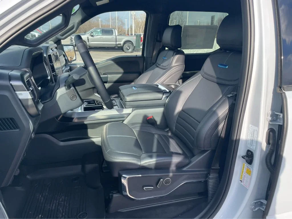 New 2025 Space White Metallic Ford Platinum® image 16