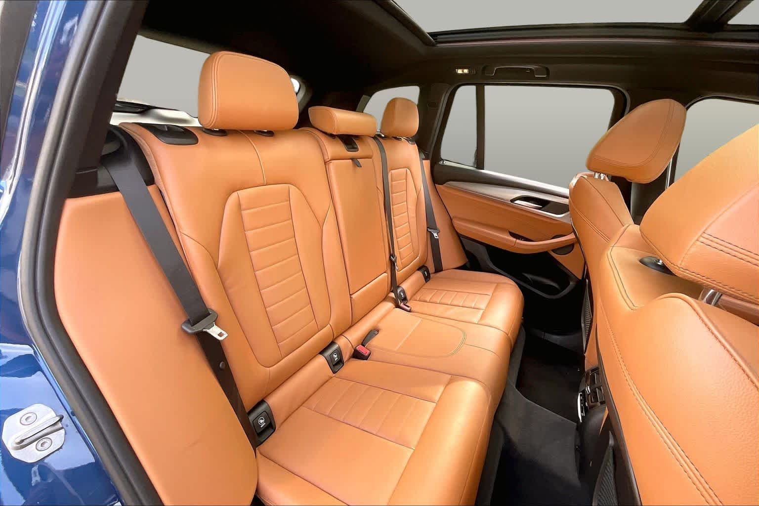 Used 2019 Phytonic Blue Metallic BMW xDrive30i image 19
