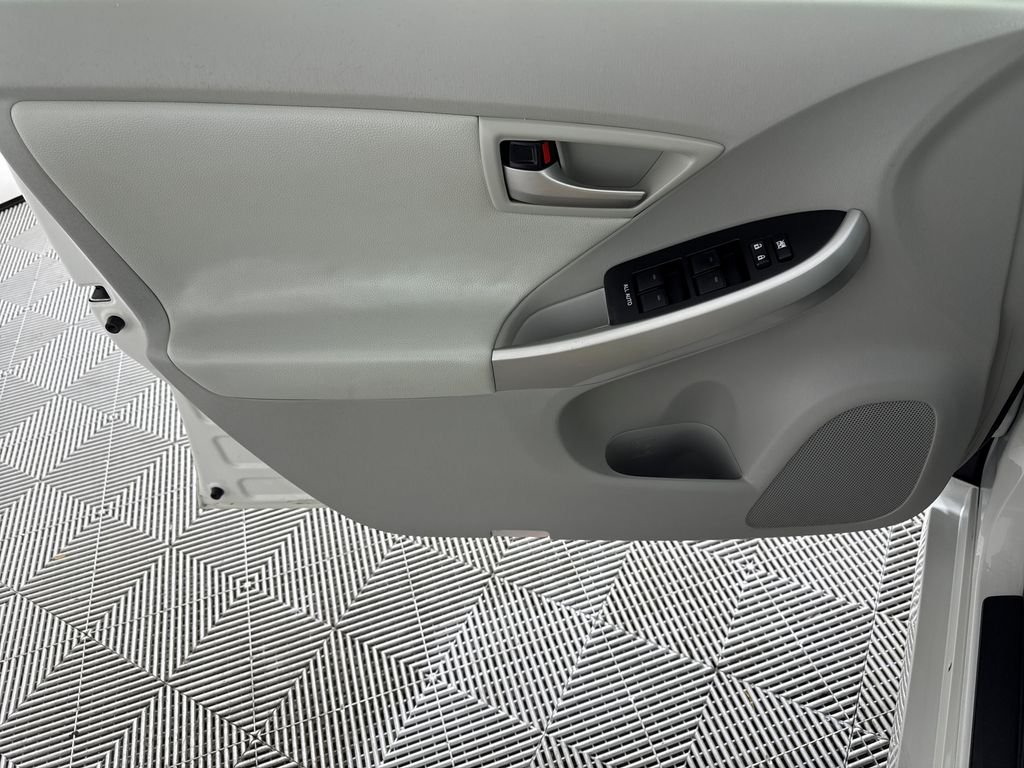 2015 Toyota Prius Two - Photo 10