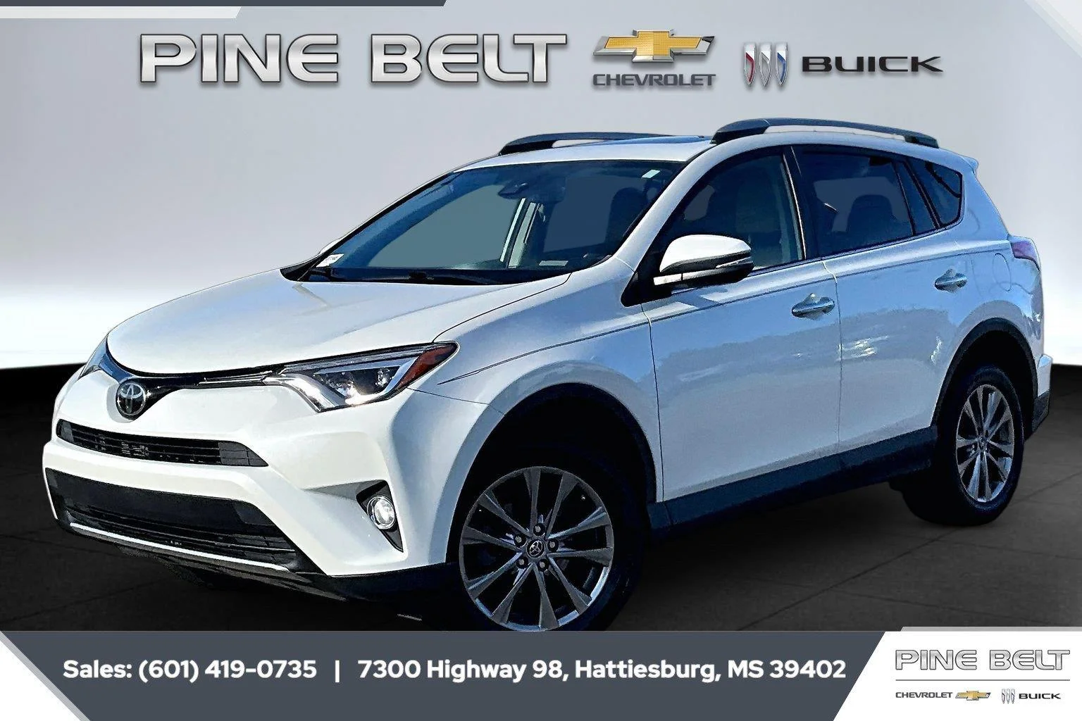 Used 2018 Blizzard Pearl Toyota Limited image 10