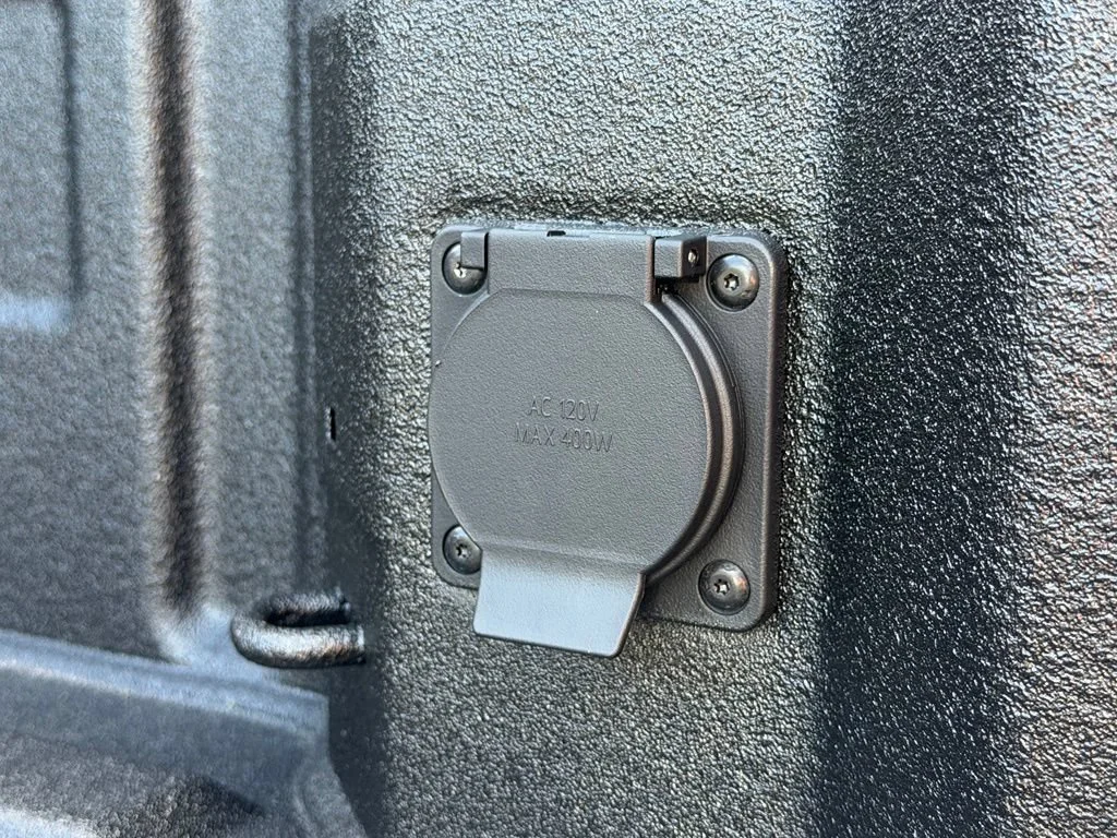 New 2026 Sterling Metallic GMC Elevation image 22