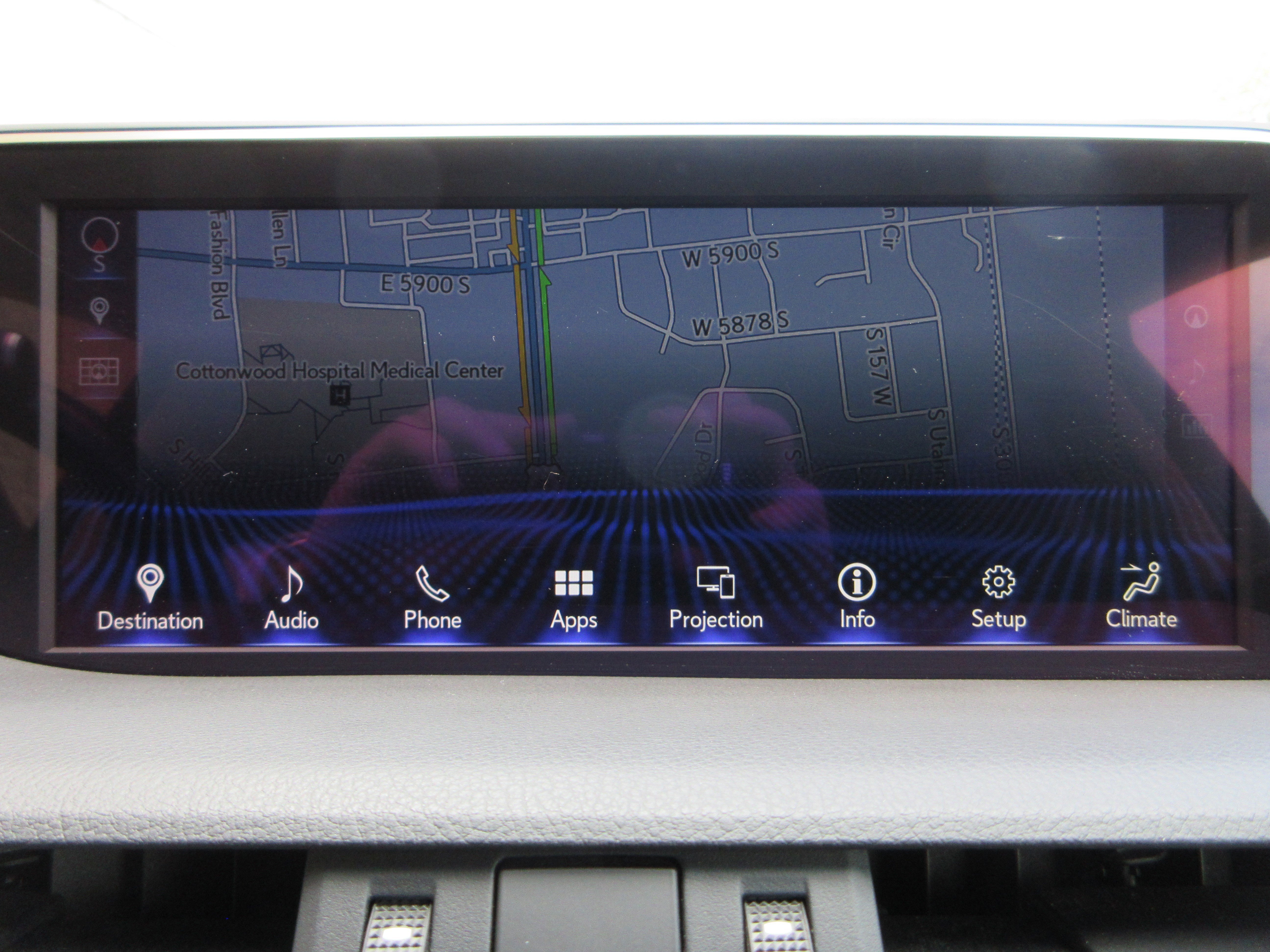 Used 2019 Atomic Silver Lexus 300h image 40