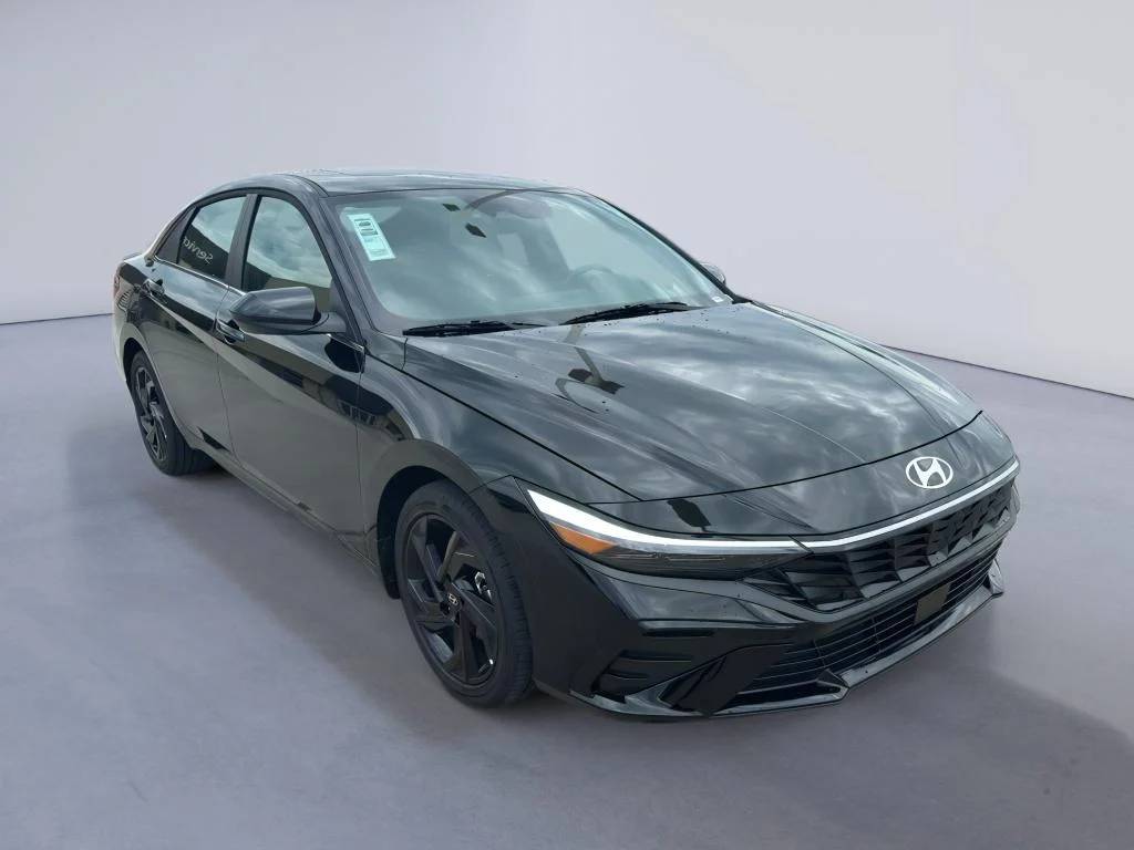 New 2026 Abyss Black Hyundai SEL Sport Premium image 2