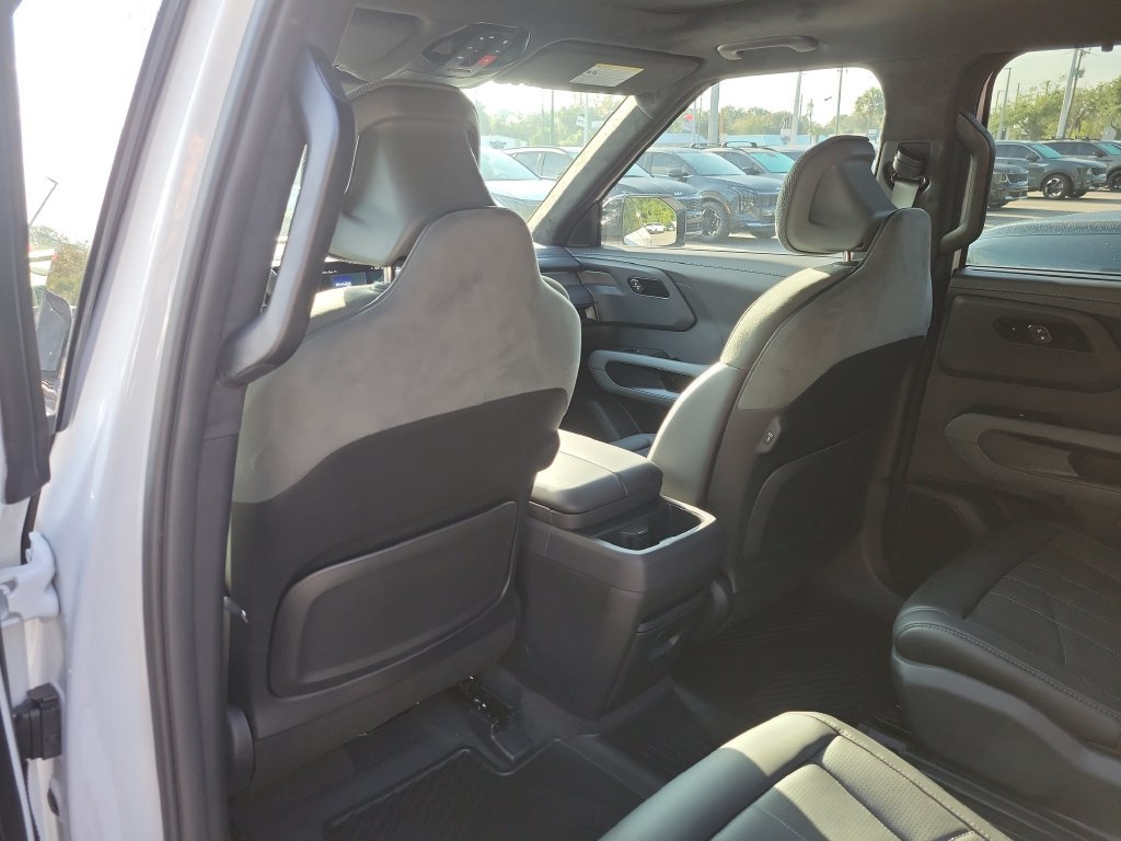 New 2027 Glacial White Pearl Kia X-LINE SX PRESTIGE image 18